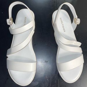 Marc Fisher Womens Grandie Treaded Flatform Wedge White Sandals size 8z.  New!